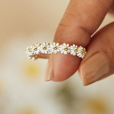 Reguliuojamas sidabro ir rankomis dažyto emalio žiedas Daisy Ring